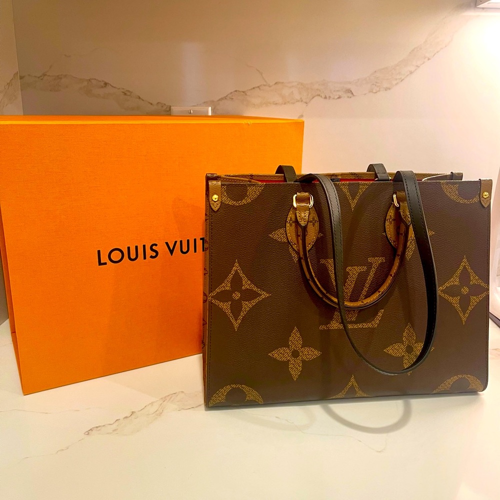 Louis Vuitton OnTheGo MM